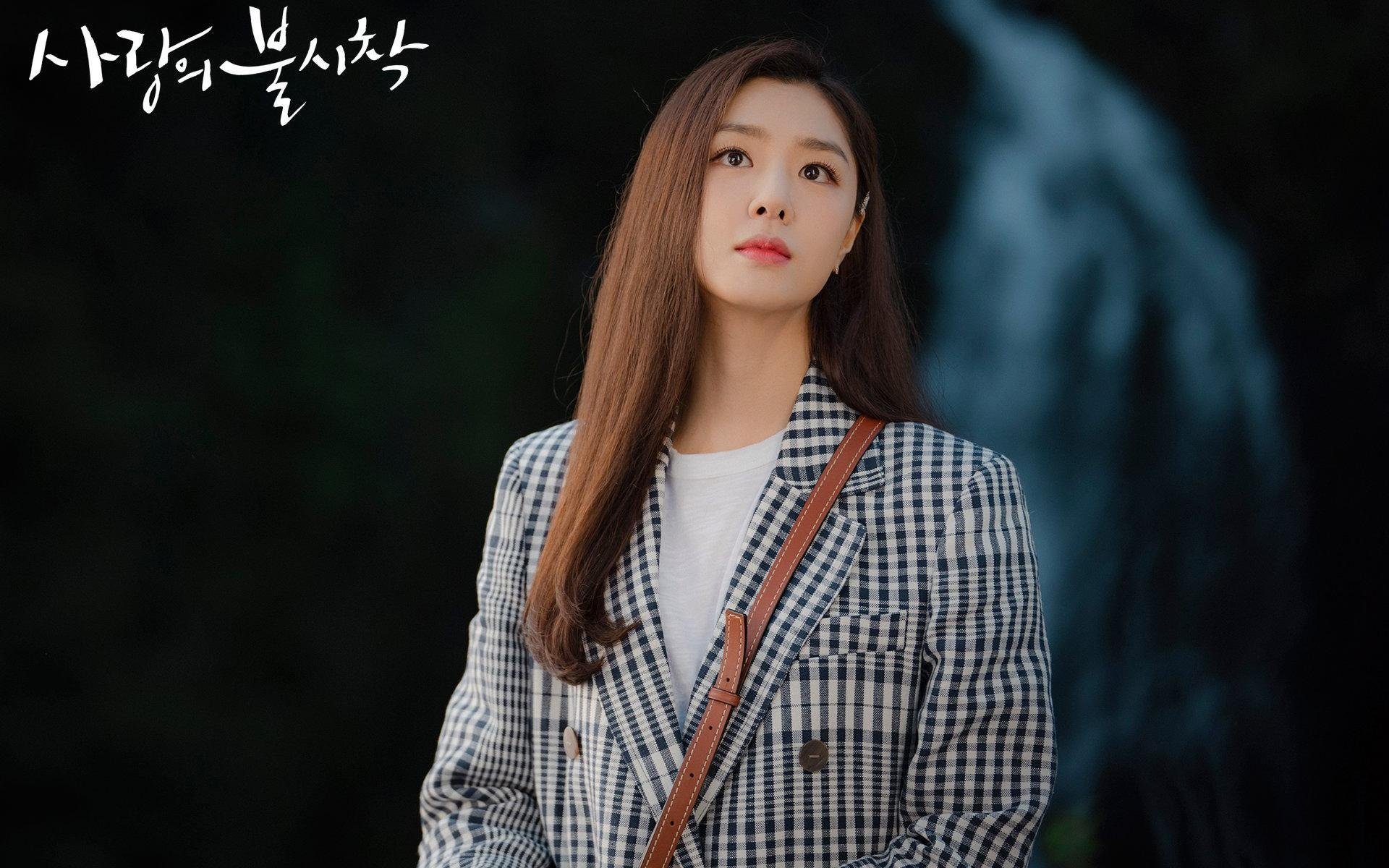 KAIYUNAPP-女子篮球联赛季后赛精彩纷呈，焦点大战引爆全场，2020一2021年女子蓝球联赛