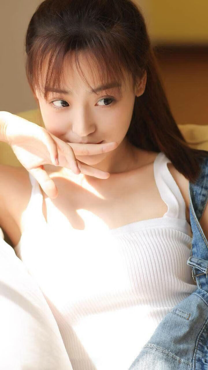 开云网站-天空漂浮气球赛，梦幻般的视觉盛宴，天空飘的气球叫什么